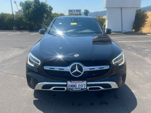 Used 2020 Mercedes-Benz GLC 300 4MATIC Coupe image 4
