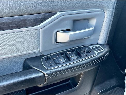 Used 2023 RAM 2500 Big Horn w/ Level 1 Equipment Group image 17