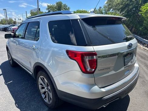 Used 2018 Ford Explorer Limited FWD image 6