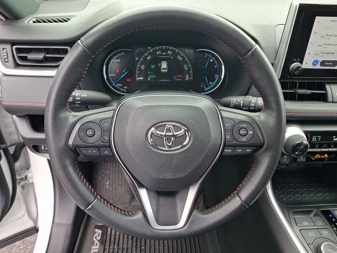Used 2024 Toyota RAV4 SE w/ Weather & Moonroof Package AWD/4WD image 21