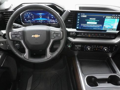 Used 2025 Chevrolet Silverado 2500 High Country w/ Technology Package AWD/4WD image 26