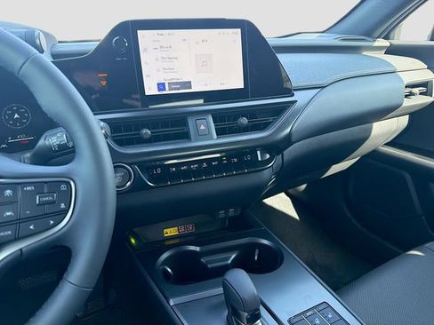 New 2026 Lexus UX 300h FWD image 27