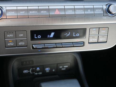 Certified 2026 Hyundai Kona SEL Sport AWD/4WD image 23