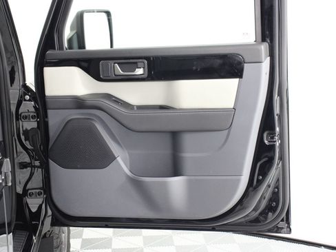 Used 2025 INEOS Grenadier AWD/4WD image 21