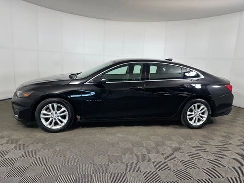 Used 2017 Chevrolet Malibu LT w/ Leather Package image 6