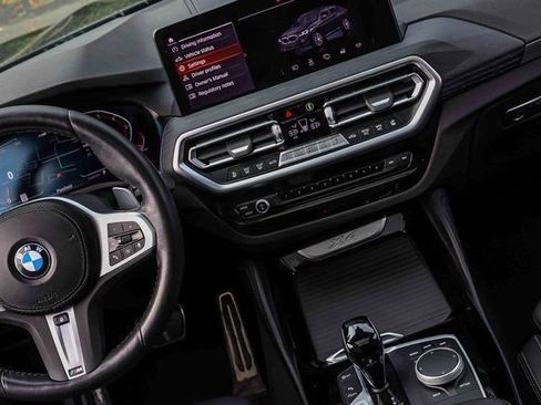 Used 2023 BMW X4 xDrive30i w/ M Sport Package image 20