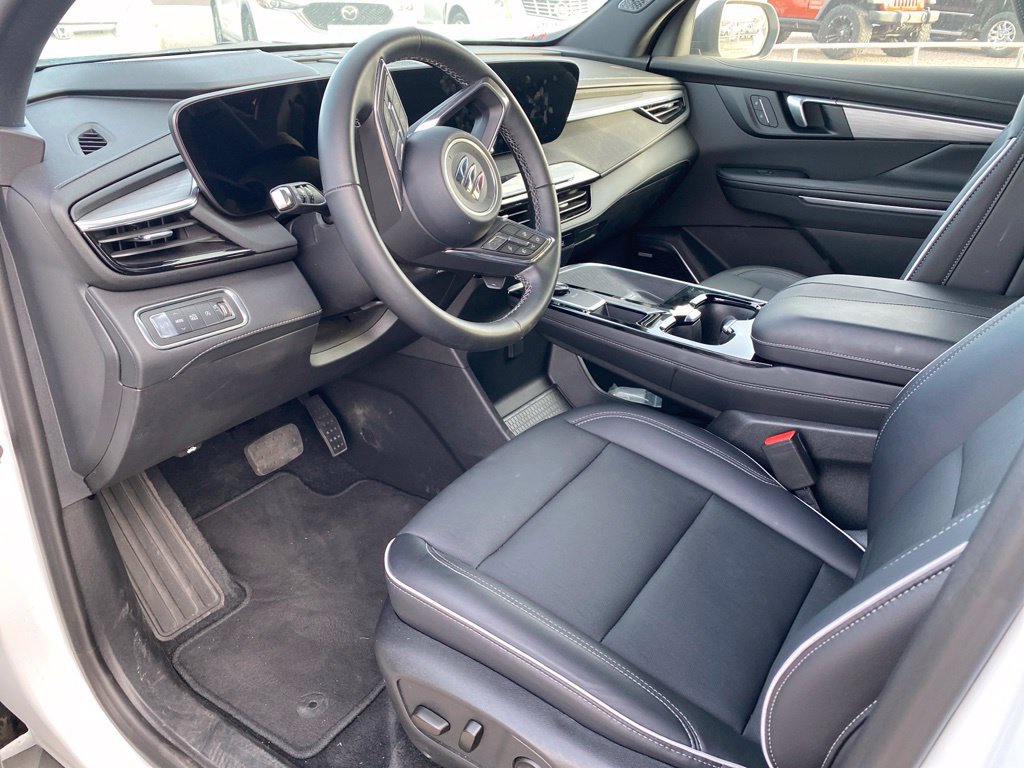 Used 2026 Buick Enclave Preferred FWD image 6
