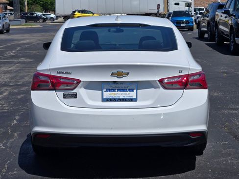 Used 2022 Chevrolet Malibu LT image 11