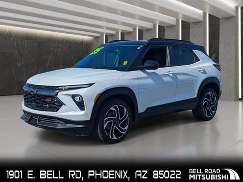 Used 2025 Chevrolet TrailBlazer RS w/ Convenience Package image 1