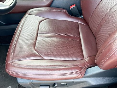 Used 2022 Ford Expedition Max Limited image 21