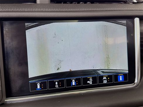 Used 2022 GMC Yukon Denali image 47