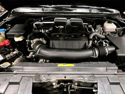 Used 2020 Nissan Frontier SV w/ Midnight Edition Floor Mats image 26