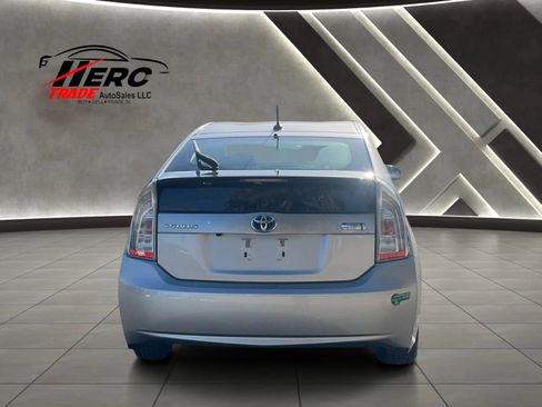 Used 2014 Toyota Prius Prime Plug-In Hybrid FWD image 6