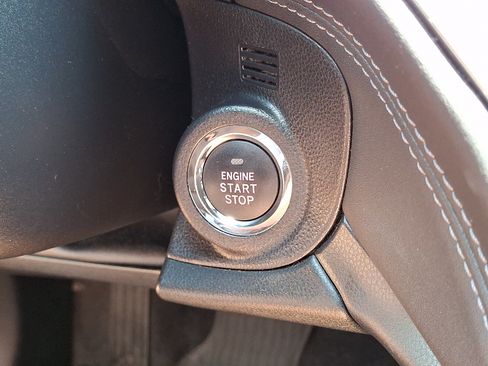 Used 2023 Subaru Outback Touring AWD/4WD image 23