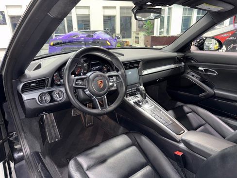 Used 2018 Porsche 911 Carrera image 47