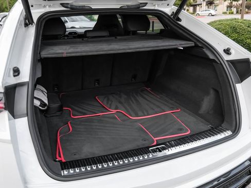 Used 2022 Lamborghini Urus image 64