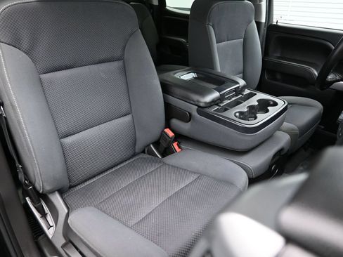 Used 2018 Chevrolet Silverado 1500 LT w/ All Star Edition AWD/4WD image 38