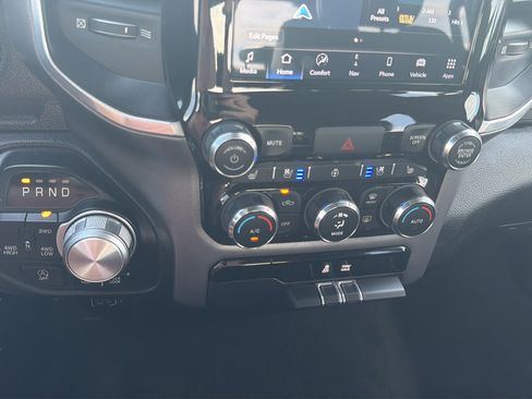 Used 2023 RAM 1500 Laramie w/ Off Road Group AWD/4WD image 26