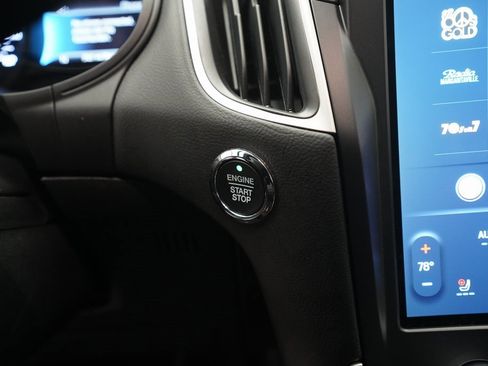 Used 2024 Ford Edge SEL w/ Convenience Package image 31