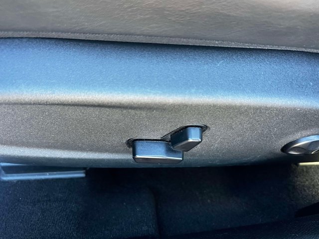 Used 2019 Chrysler 300 S RWD image 17