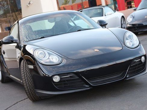 Used 2011 Porsche Cayman RWD image 2