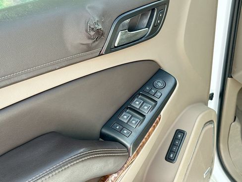 Used 2018 Chevrolet Tahoe Premier AWD/4WD image 21