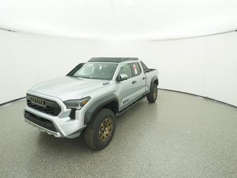 New 2025 Toyota Tacoma Trailhunter AWD/4WD image 29