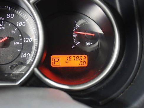 Used 2011 Nissan Versa 1.8 S FWD image 15