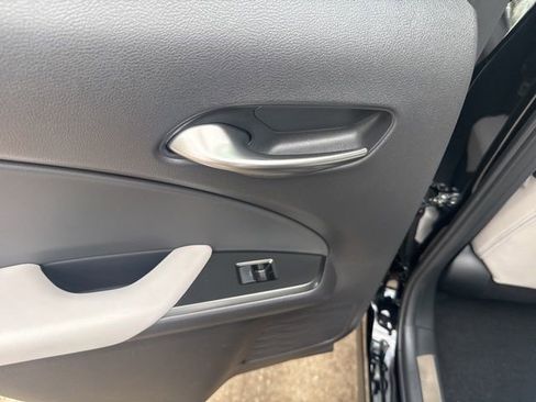 Used 2025 Lexus UX 300h AWD image 30