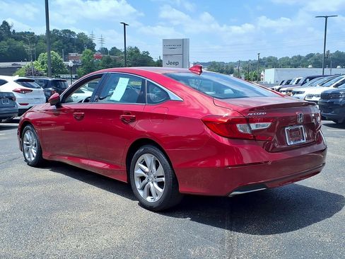 Used 2020 Honda Accord LX image 3
