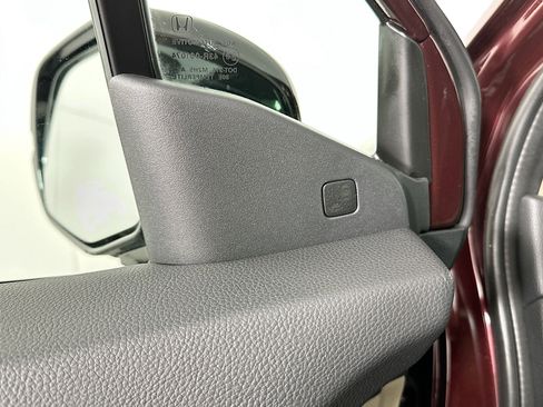 Used 2016 Honda Pilot Elite image 16