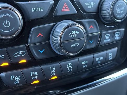 Used 2021 Jeep Grand Cherokee High Altitude AWD/4WD image 28