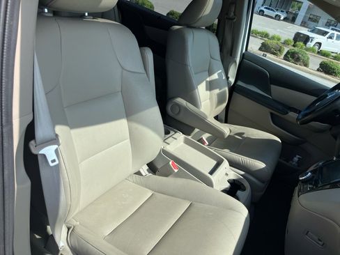 Used 2016 Honda Odyssey EX-L image 30