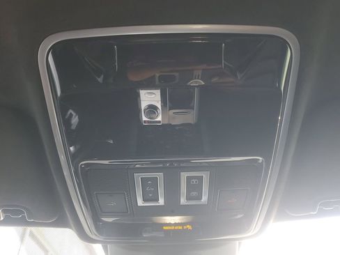 Used 2022 Land Rover Range Rover Westminster Edition AWD/4WD image 32