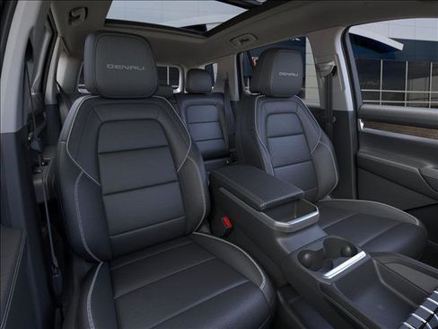 New 2026 GMC Terrain Denali w/ LPO, Floor Liner Package image 16