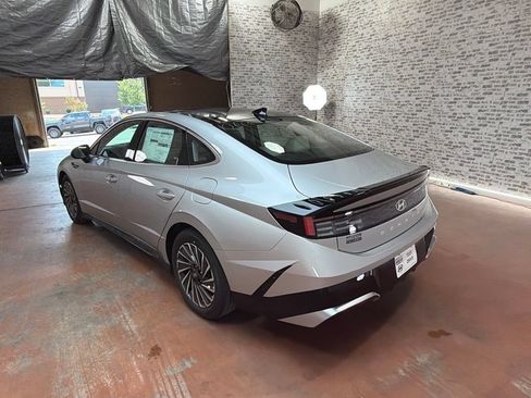 New 2026 Hyundai Sonata SEL FWD image 5