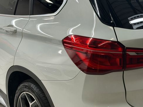 Used 2018 BMW X1 xDrive28i AWD/4WD image 12