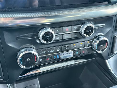 Certified 2025 Ford F150 Lariat AWD/4WD image 19