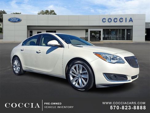 Used 2015 Buick Regal Premium w/ Experience Buick Package image 3