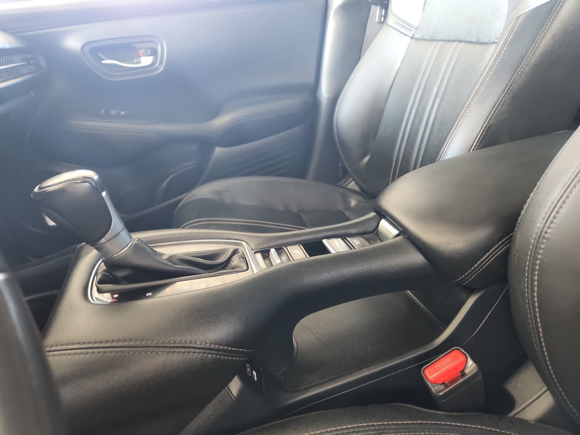 Used 2024 Honda HR-V EX-L image 22