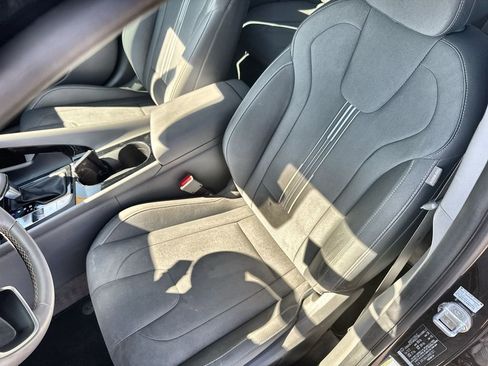 Used 2022 Hyundai Elantra SEL w/ Convenience + Premium Package image 19