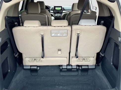 Used 2023 Honda Odyssey Touring image 29