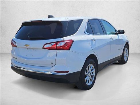 Used 2019 Chevrolet Equinox LT w/ Driver Convenience Package image 5