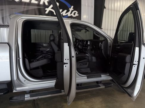 Used 2020 Chevrolet Silverado 2500 LTZ w/ LTZ Convenience Package AWD/4WD image 18