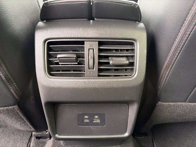 Used 2023 Nissan Rogue SL AWD/4WD image 22