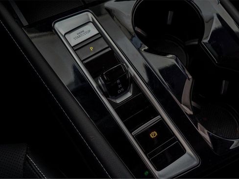 New 2024 Volkswagen Atlas SE image 14