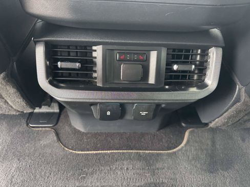 Used 2022 Ford F150 Platinum w/ Equipment Group 701A High AWD/4WD image 27