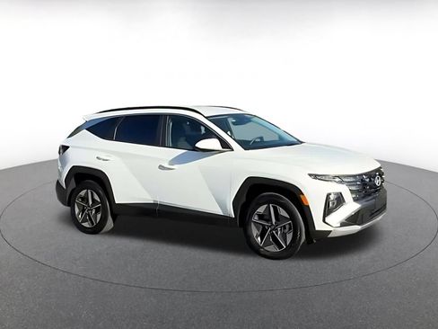Used 2026 Hyundai Tucson SEL Plus AWD/4WD image 12