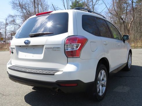 Used 2015 Subaru Forester 2.5i Premium w/ All-Weather Package image 5