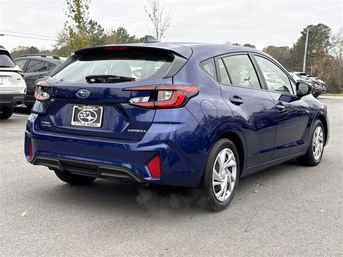 Certified 2025 Subaru Impreza 2.0i image 3